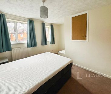 2 bedroom semi-detached house to rent - Photo 3