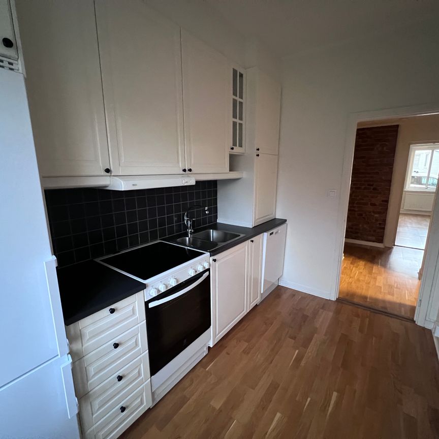 Muraregatan 13 - Foto 1