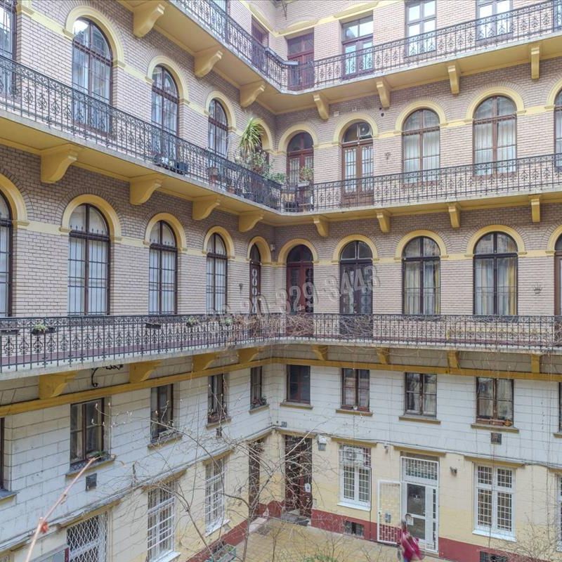Kiadó újszerű állapotú lakás - Budapest VI. kerület - Fotó 1