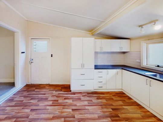 2 Bed, 1 Bath - Photo 1