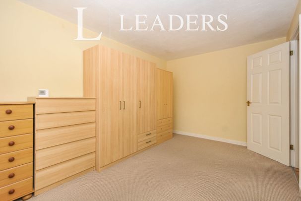 1 bedroom apartment to rent Shortlands Grove, Bromley, BR2 - Photo 1