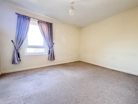 Jephson Close, Eastbourne, BN20 7JJ - Photo 5