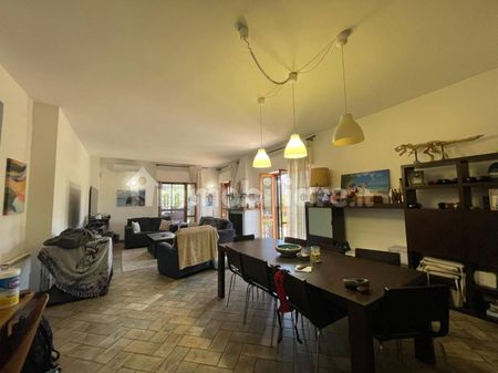 Quadrilocale via Giacinta Pezzana 23, Centro, Aci Castello - Photo 3