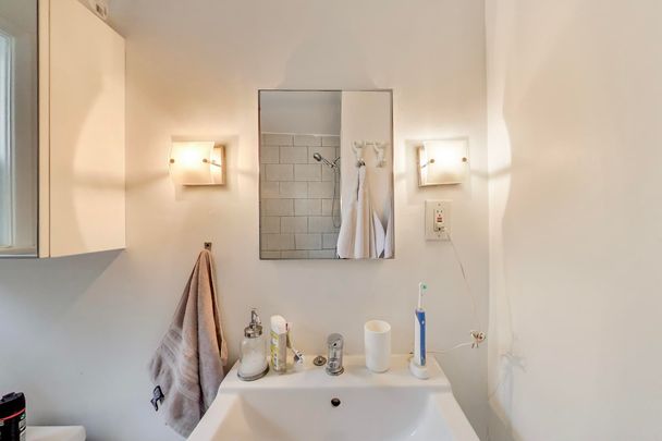 For Lease - 2302 Lake Shore Boulevard Unit# 2, Toronto, Ontario - Photo 1