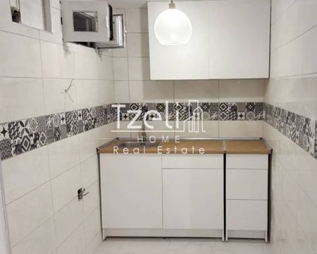 Studio / γκαρσονιέρα 30 τ.μ. προς ενοικίαση - Photo 4
