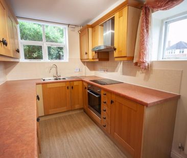 2 bedroom House To Let - Photo 4