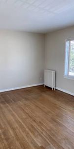 AVAIL FEB 1ST-Character Apt - 2nd Flr-Fir St & W 11th Ave- - Photo 3