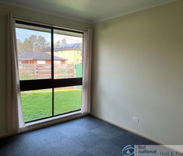 1 / 10 Tarene Street, Dandenong - Photo 1