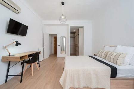 Calle de Blasco de Garay, Madrid, Community of Madrid 28003 - Photo 4