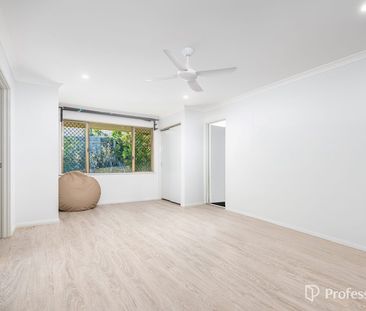 Family Home with Stunning Ocean Views - Photo 3