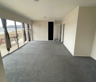 Tuakau - Photo 1