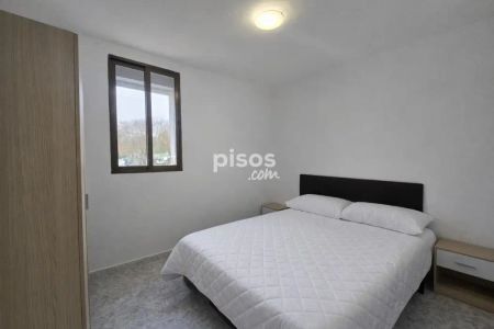 Piso en alquiler en Calle Ines de Suarez - Foto 4