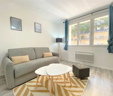 Location Appartement 3 pièces 54m² MARSEILLE 4ème - Photo 4