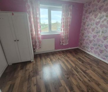 4 bedroom house to rent - Photo 2