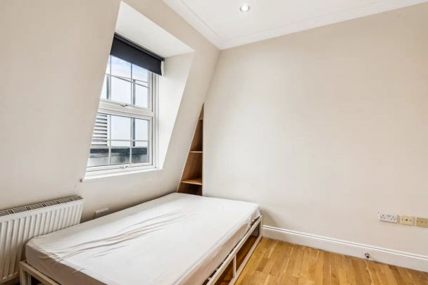 4 bedroom house in Euston - Photo 1