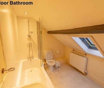 Room 5, 32 Lord Mayor's Walk - Photo 1