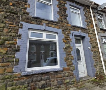 3 bedroom House To Let - Photo 6