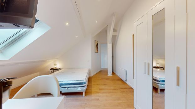 LEGRAND M Roommate 4 Bedrooms at Lille - Photo 1