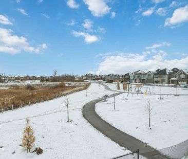 For Lease - 364 Les Emmerson Drive, Barrhaven, Ontario - Photo 2