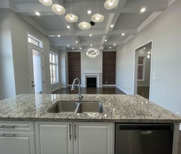 For Lease - 59 Bremner Street, Whitby, Ontario - Photo 5