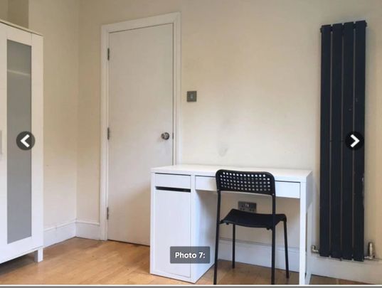 Room in a Shared House, The Burroughs, NW4 - Photo 1