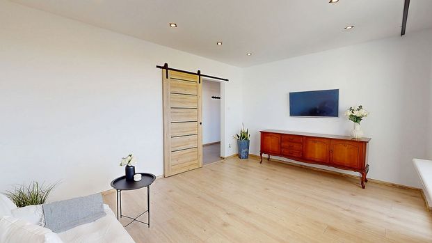 Dwustronne, 3 pokojowe. Loggia. Na Skarpie - Photo 1