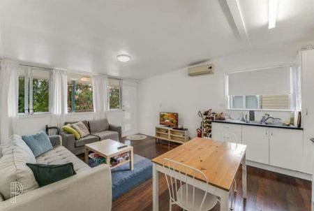 1/53 Barbigal Street, Stafford QLD 4053 - House For Rent | Domain - Photo 2