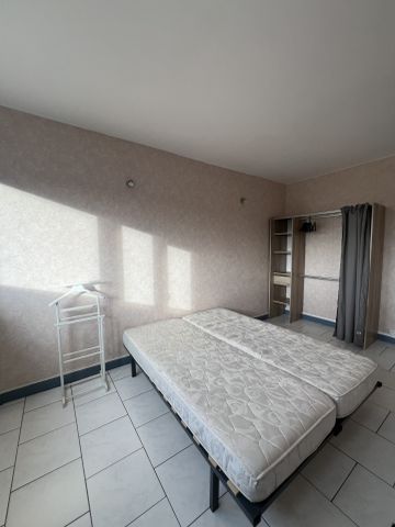 APPARTEMENT T3 MEUBLE - VILLEURBANNE Villeurbanne (69100) - Photo 4