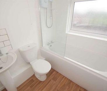 Whitecote Hill, Leeds, LS13 - Photo 5