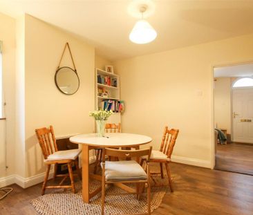 2 bedroom semi-detached house to rent - Photo 2