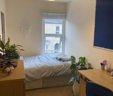 Contemporary Bed House // Jul, LN1 - Photo 6