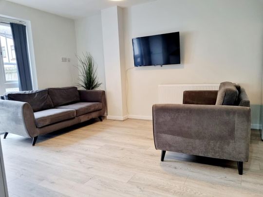 5 Bed End Terrace, Liberty Street, L15 - Photo 1