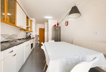 3 Bedroom Apartment with a view, Telheiras, Lisboa