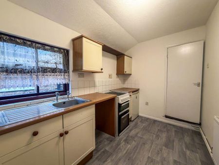 1 bedroom flat to rent - Photo 3