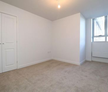 2 bedroom property to rent - Photo 1