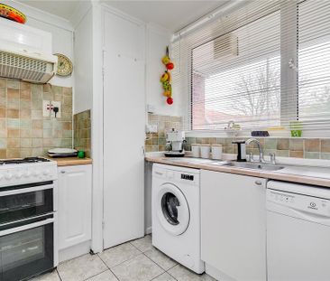 3 bedroom maisonette to rent - Photo 6
