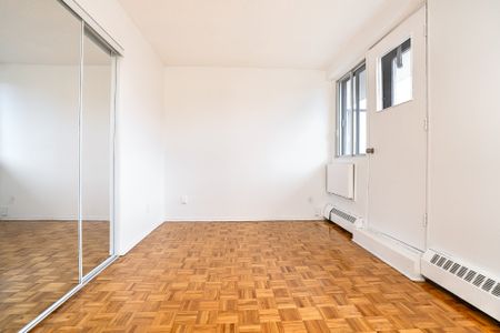 5455 Rue de Terrebonne Montréal (Côte-des-Neiges, QC H4A - Photo 4