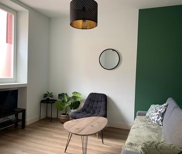 GARE – T2 MEUBLE – 40.05 M² - Photo 2