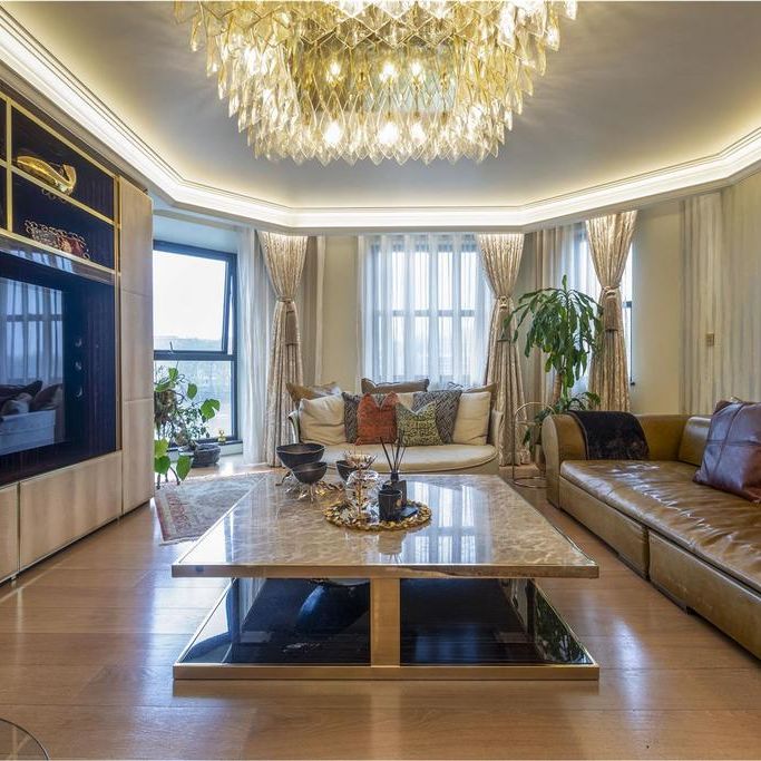 4 bedroom flat to rent - Photo 1