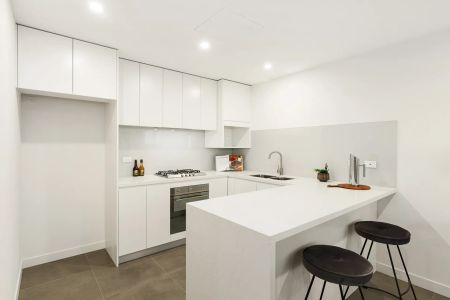 Oversized and Ultra-Convenient Two Bedroom Plus Study Nook in Heart of Gladesville - Photo 4