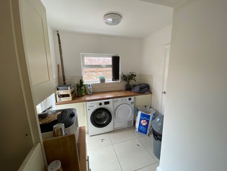 Room in a Shared House, Ampthill Road, L17 - Photo 4