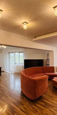 4-room duplex apartment, Jandarmeriei, forest - Photo 1