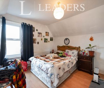 4 bedroom house to rent Worthing Road, Southsea, PO5 - Photo 1