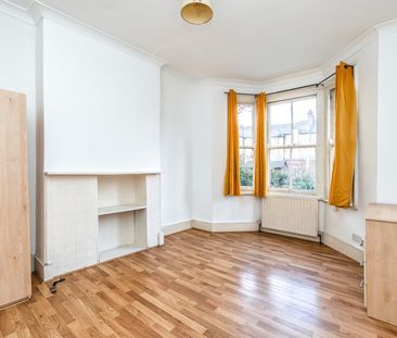 Room in a Shared House, West Bank, N16 - Photo 2
