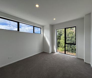 Brand New Designer Townhouses Ã¢€“ 5 Available in the Heart of Te A... - Photo 5
