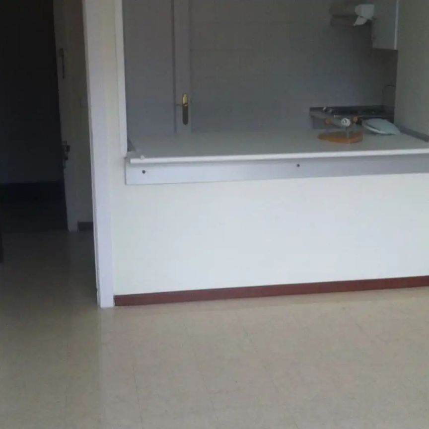 Piso de alquiler en Valdezarza - Foto 1