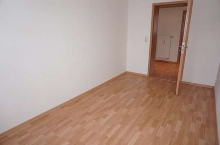 Großer Balkon an der Küche - Laminat - Stellplatz! - Foto 3