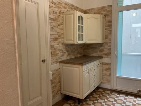 Location Appartement 3 pièces 78m² VICHY 03200 - Photo 5