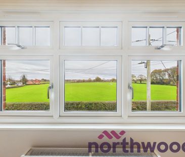 2 bedroom semi-detached house to rent - Photo 5