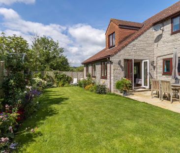 5 bedroom detached house to rent - Photo 5